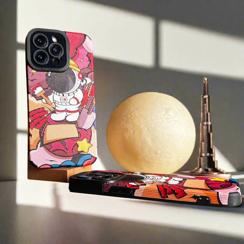 Astronaut phone case
