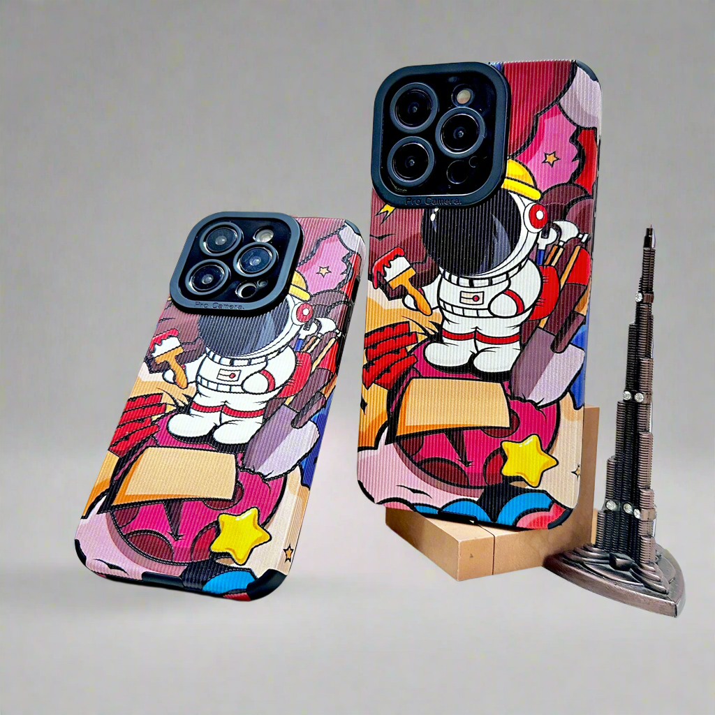 Astronaut phone case