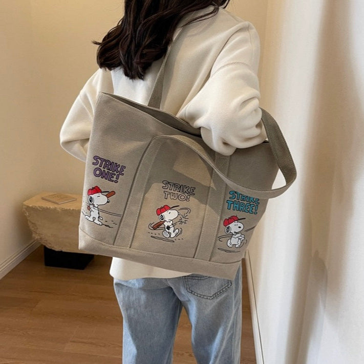 Snoopy Swing Tote Bag